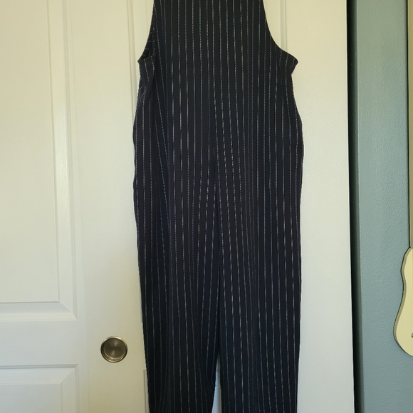 Jumper - Picture 3 of 3